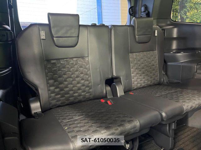 Toyota VOXY HYBRID 2023-07 7621289-9