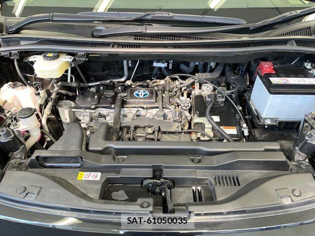 Toyota VOXY HYBRID 2023-07 7621289-17