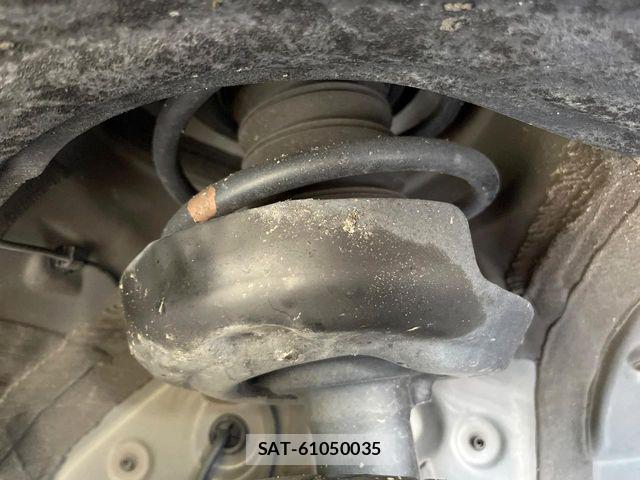 Toyota VOXY HYBRID 2023-07 7621289-19