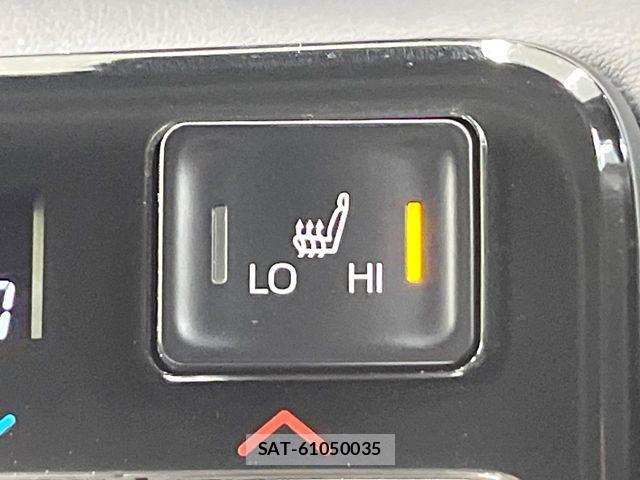 Toyota VOXY HYBRID 2023-07 7621289-5