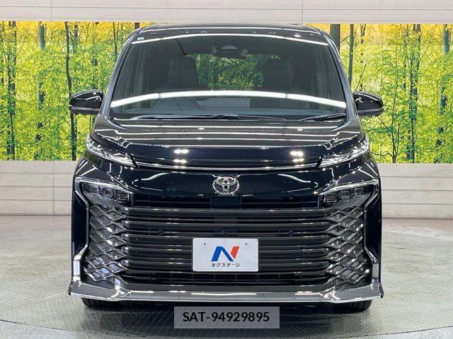 Toyota VOXY HYBRID 2026-02 7621260-14