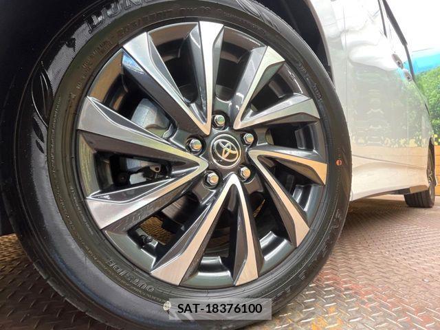 Toyota VOXY HYBRID 2026-01 7621257-14