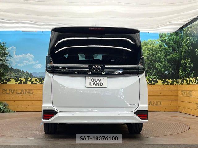Toyota VOXY HYBRID 2026-01 7621257-16