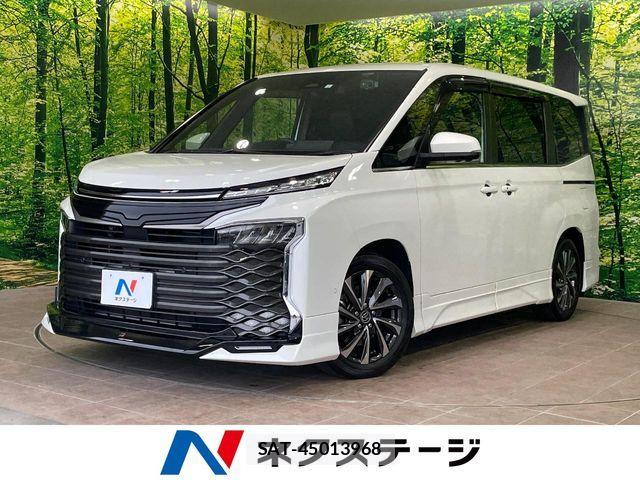 Toyota VOXY HYBRID 2023-06 7621284-0
