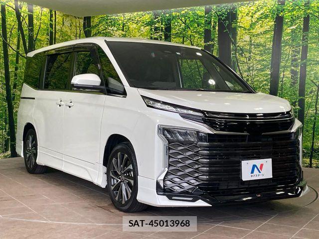 Toyota VOXY HYBRID 2023-06 7621284-16