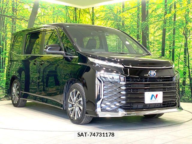 Toyota VOXY HYBRID 2024-08 7730645-16