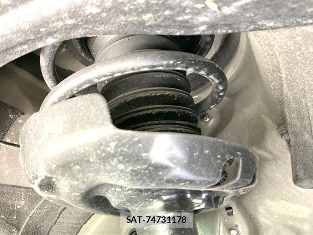Toyota VOXY HYBRID 2024-08 7730645-19
