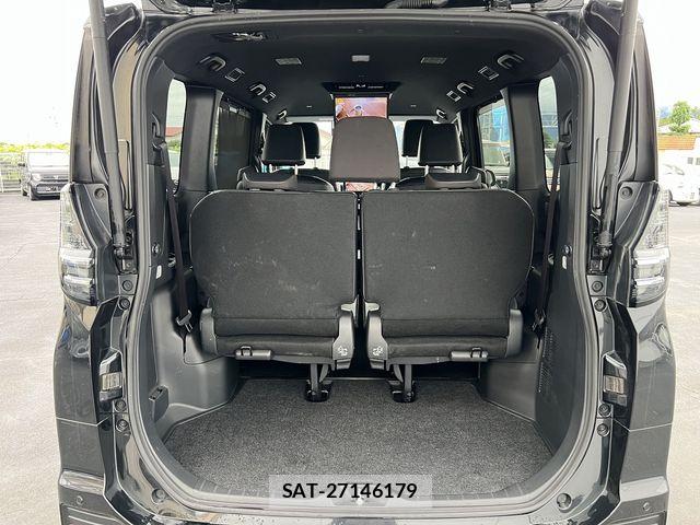 Toyota VOXY HYBRID 2023-03 7730668-22