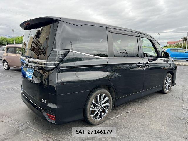 Toyota VOXY HYBRID 2023-03 7730668-3