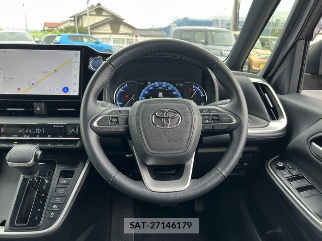 Toyota VOXY HYBRID 2023-03 7730668-8