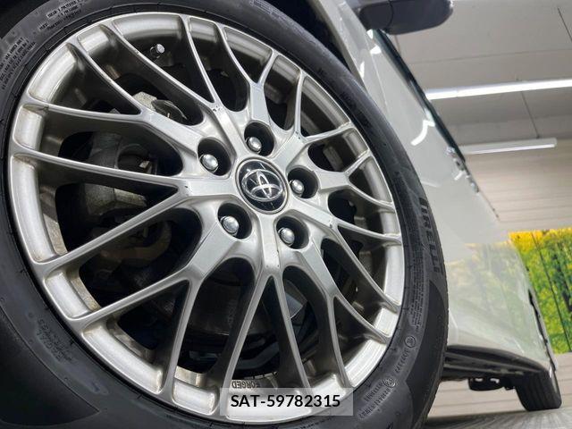Toyota VOXY HYBRID 2021-09 7730674-13
