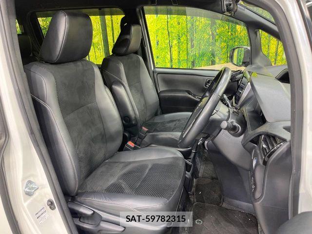 Toyota VOXY HYBRID 2021-09 7730674-7