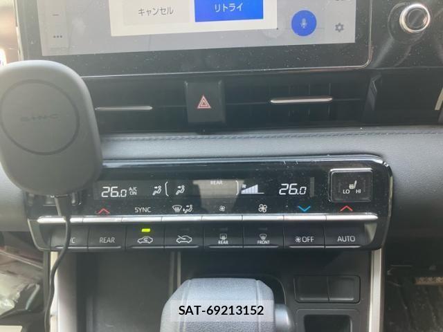 Toyota VOXY HYBRID 2023-07 7730665-14