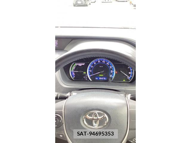 Toyota VOXY HYBRID 2015-08 7730686-12