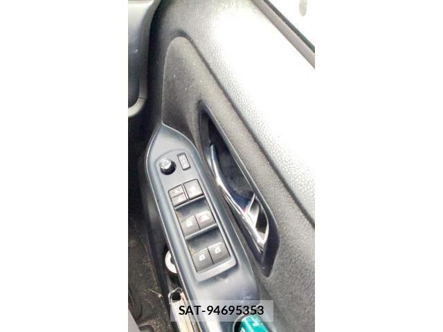 Toyota VOXY HYBRID 2015-08 7730686-14