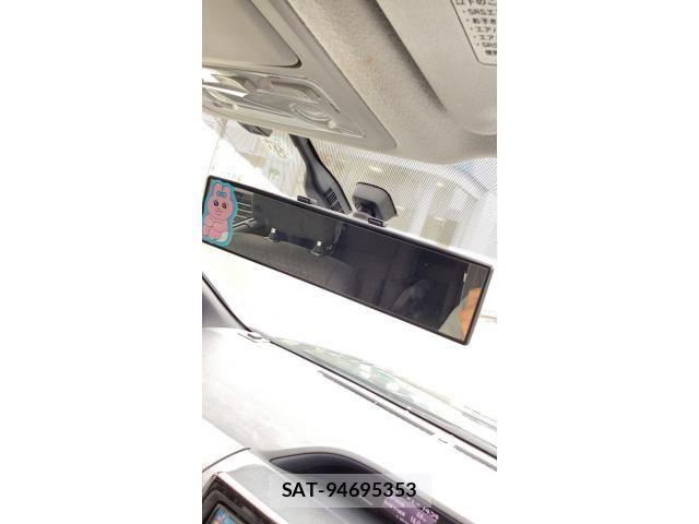 Toyota VOXY HYBRID 2015-08 7730686-17
