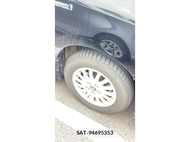 Toyota VOXY HYBRID 2015-08 7730686-5