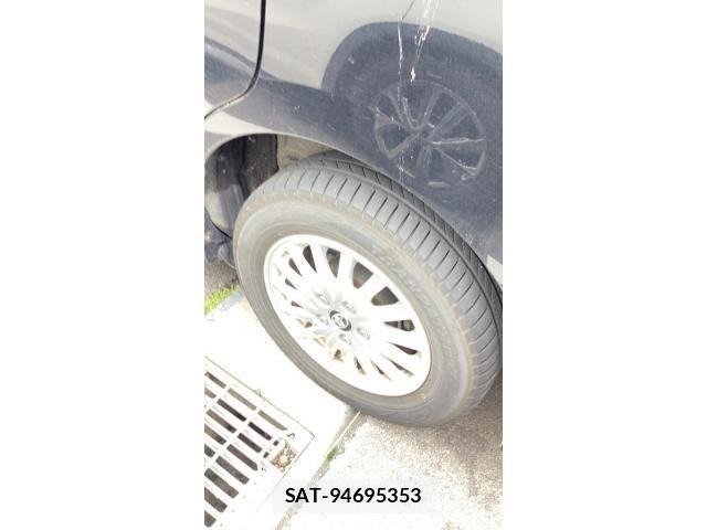 Toyota VOXY HYBRID 2015-08 7730686-7