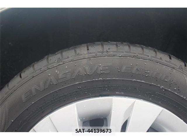 Toyota VOXY HYBRID 2017-03 7730679-26