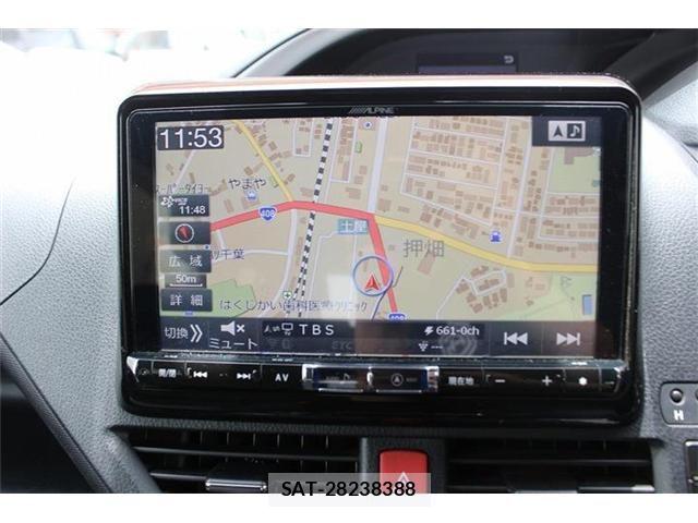 Toyota VOXY HYBRID 2018-01 7730677-1