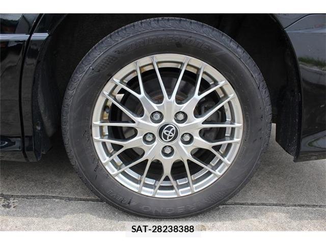 Toyota VOXY HYBRID 2018-01 7730677-25