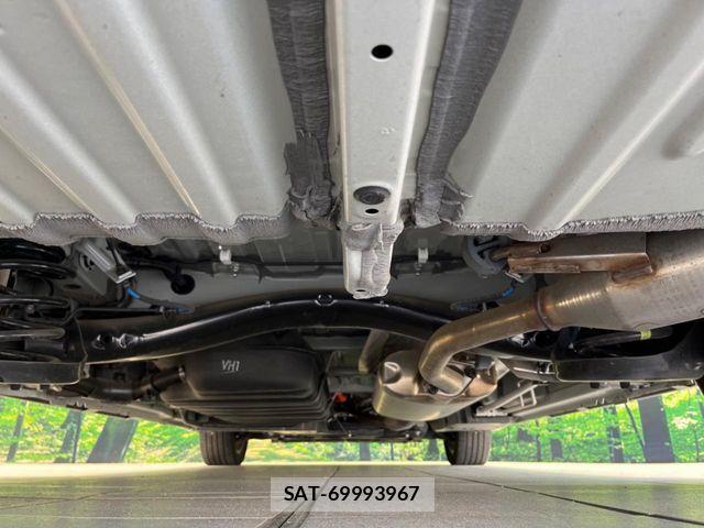 Toyota VOXY HYBRID 2024-01 7730648-18