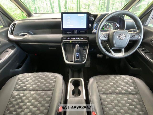 Toyota VOXY HYBRID 2024-01 7730648-1