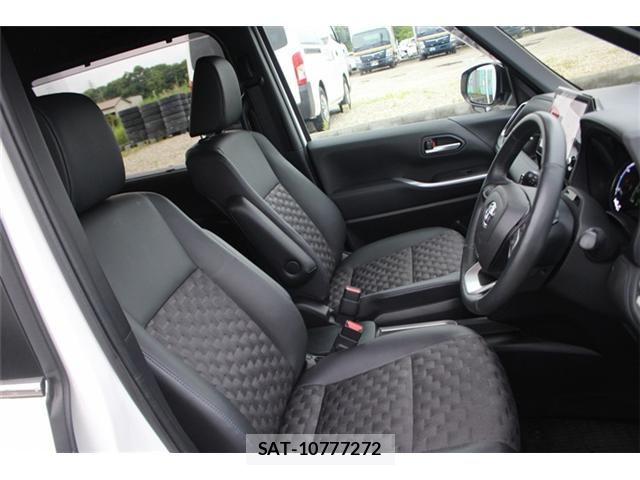 Toyota VOXY HYBRID 2025-01 7730664-17