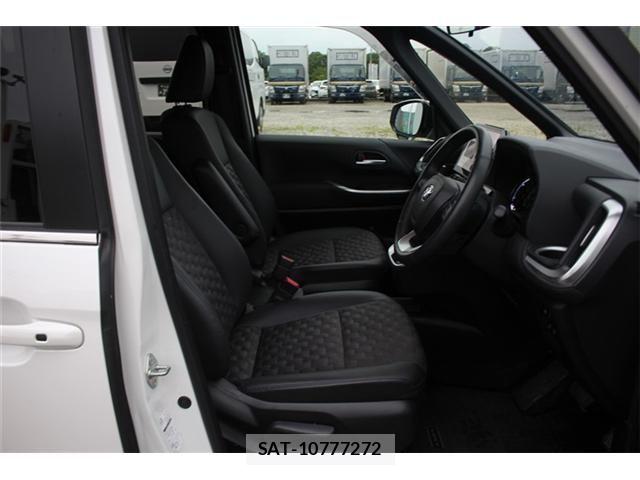 Toyota VOXY HYBRID 2025-01 7730664-18