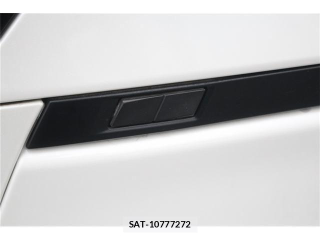 Toyota VOXY HYBRID 2025-01 7730664-27