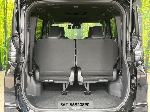 Toyota VOXY HYBRID 2023-08 7730666-9
