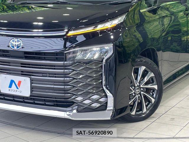 Toyota VOXY HYBRID 2023-08 7730666-11