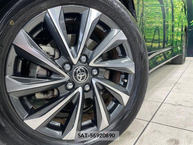 Toyota VOXY HYBRID 2023-08 7730666-12