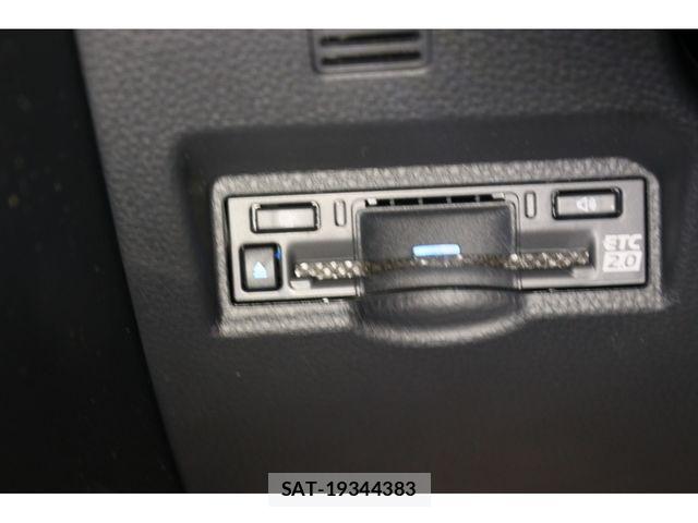 Toyota VOXY HYBRID 2026-03 7730642-17