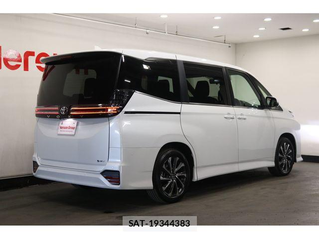 Toyota VOXY HYBRID 2026-03 7730642-1