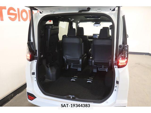 Toyota VOXY HYBRID 2026-03 7730642-23