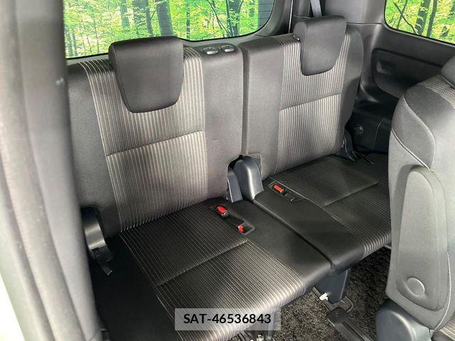 Toyota VOXY HYBRID 2019-12 7730680-9