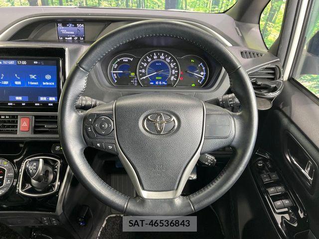 Toyota VOXY HYBRID 2019-12 7730680-11