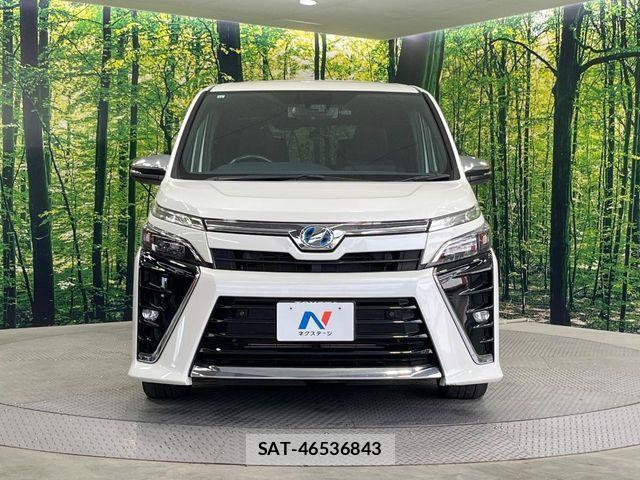 Toyota VOXY HYBRID 2019-12 7730680-14