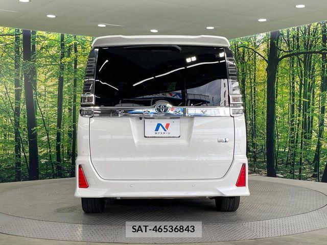 Toyota VOXY HYBRID 2019-12 7730680-15