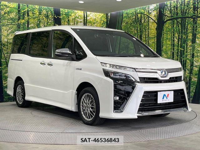 Toyota VOXY HYBRID 2019-12 7730680-16