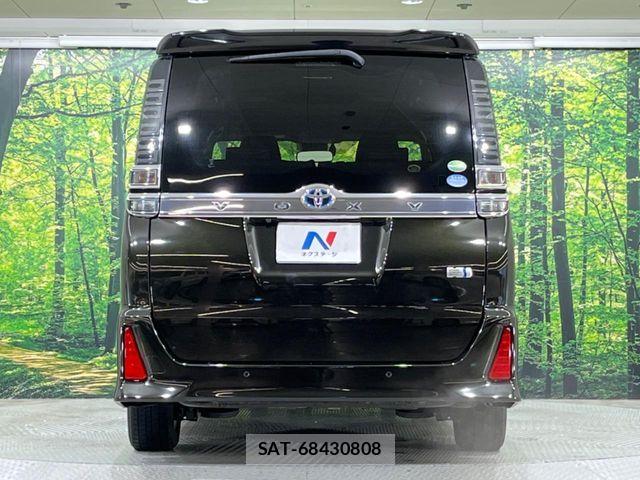 Toyota VOXY HYBRID 2019-03 7730683-14