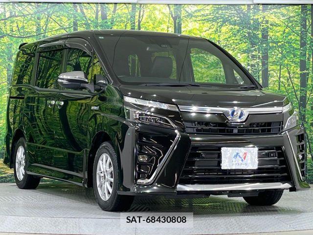 Toyota VOXY HYBRID 2019-03 7730683-15