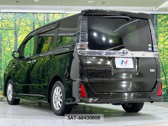 Toyota VOXY HYBRID 2019-03 7730683-16
