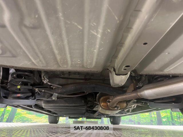 Toyota VOXY HYBRID 2019-03 7730683-18