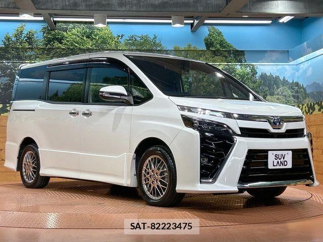 Toyota VOXY HYBRID 2021-06 7730672-16
