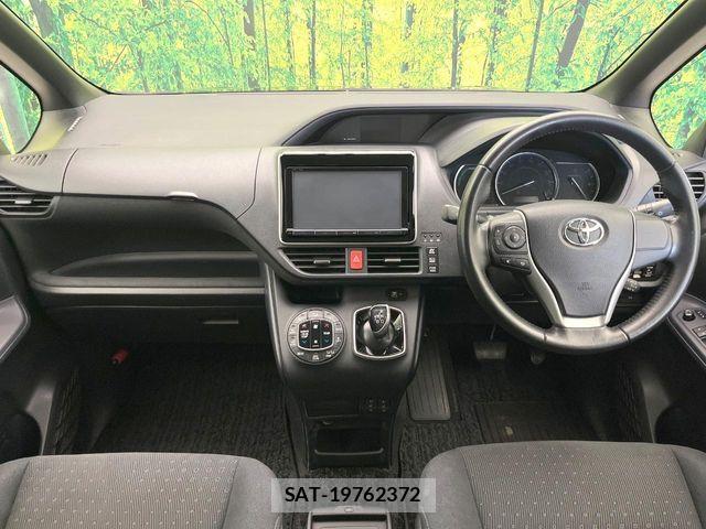 Toyota VOXY HYBRID 2014-03 7730685-1