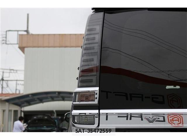 Toyota VOXY HYBRID 2019-06 7730681-14