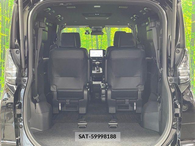 Toyota VOXY HYBRID 2025-01 7730656-11