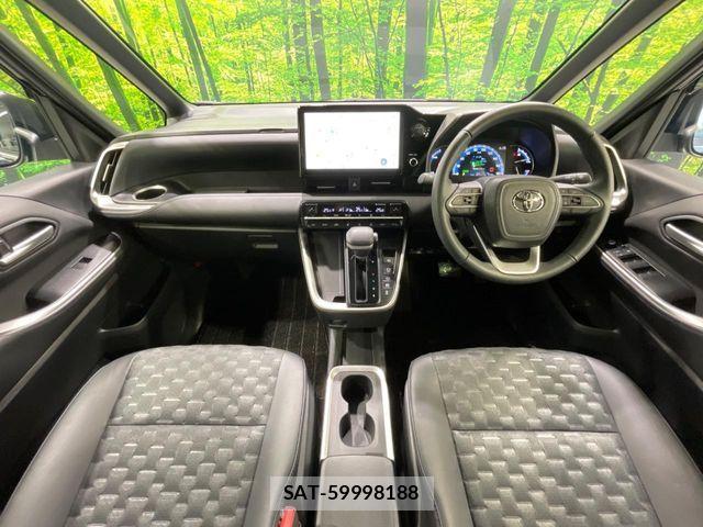 Toyota VOXY HYBRID 2025-01 7730656-3